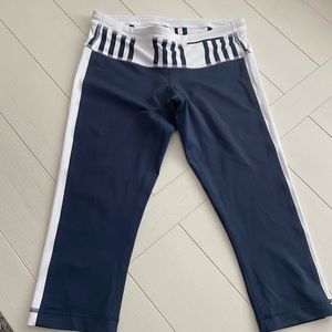 Lululemon Crop Wunder Under Leggings